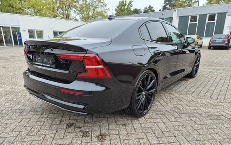 Volvo S60 III, 2022 год, 3 100 000 рублей, 4 фотография