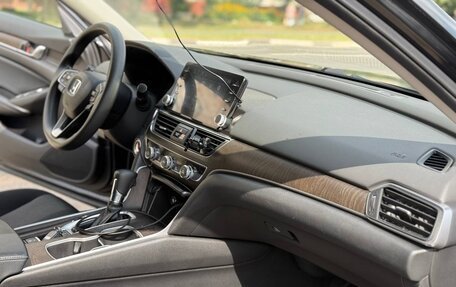 Honda Accord IX рестайлинг, 2017 год, 1 750 000 рублей, 10 фотография