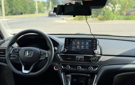 Honda Accord IX рестайлинг, 2017 год, 1 750 000 рублей, 11 фотография