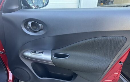 Nissan Juke II, 2014 год, 890 000 рублей, 16 фотография
