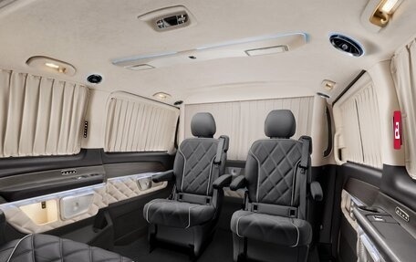 Mercedes-Benz V-Класс, 2024 год, 33 490 000 рублей, 2 фотография