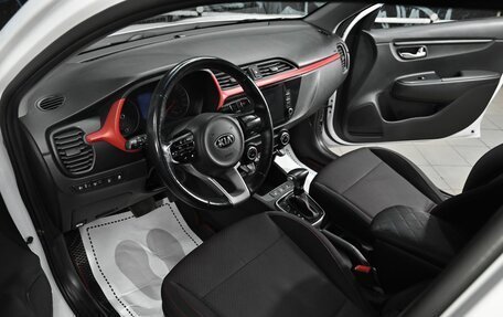 KIA Rio IV, 2021 год, 1 495 000 рублей, 8 фотография