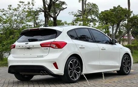 Ford Focus IV, 2022 год, 1 650 000 рублей, 6 фотография