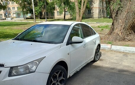 Chevrolet Cruze II, 2011 год, 450 000 рублей, 2 фотография