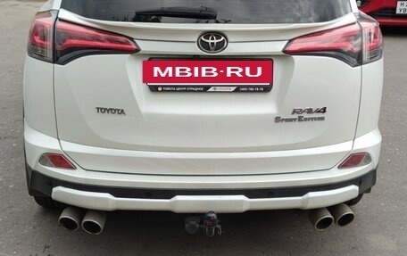 Toyota RAV4, 2019 год, 2 820 000 рублей, 8 фотография