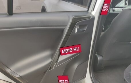 Toyota RAV4, 2019 год, 2 820 000 рублей, 10 фотография