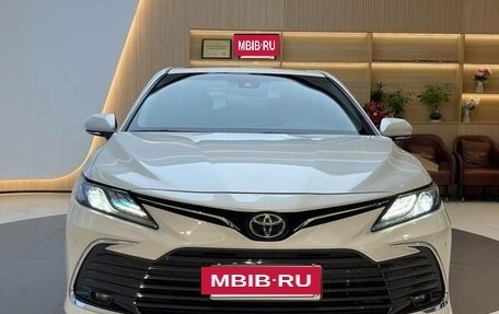 Toyota Camry, 2022 год, 2 345 000 рублей, 2 фотография