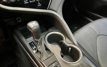 Toyota Camry, 2022 год, 2 345 000 рублей, 15 фотография