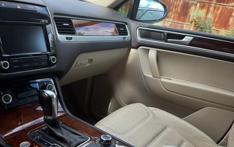 Volkswagen Touareg III, 2013 год, 2 500 000 рублей, 12 фотография