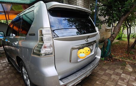 Toyota Land Cruiser Prado 150 рестайлинг 2, 2011 год, 3 050 000 рублей, 4 фотография