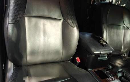 Toyota Land Cruiser Prado 150 рестайлинг 2, 2011 год, 3 050 000 рублей, 14 фотография