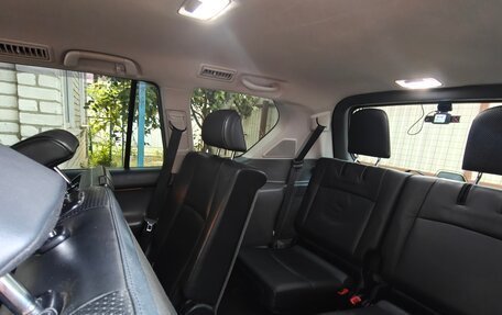Toyota Land Cruiser Prado 150 рестайлинг 2, 2011 год, 3 050 000 рублей, 30 фотография