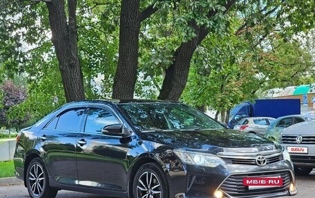 Toyota Camry, 2017 год, 2 150 000 рублей, 3 фотография