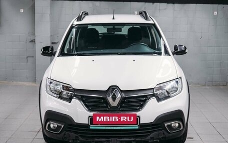 Renault Sandero II рестайлинг, 2019 год, 830 000 рублей, 2 фотография