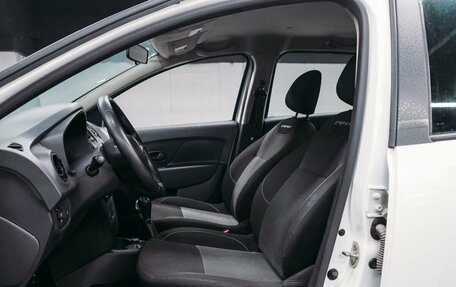 Renault Sandero II рестайлинг, 2019 год, 830 000 рублей, 7 фотография