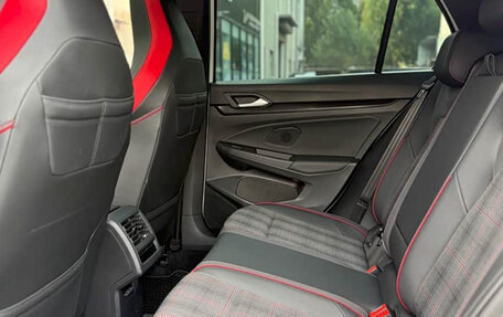 Volkswagen Golf GTI, 2022 год, 2 500 900 рублей, 11 фотография