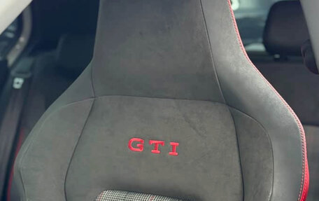 Volkswagen Golf GTI, 2022 год, 2 500 900 рублей, 14 фотография