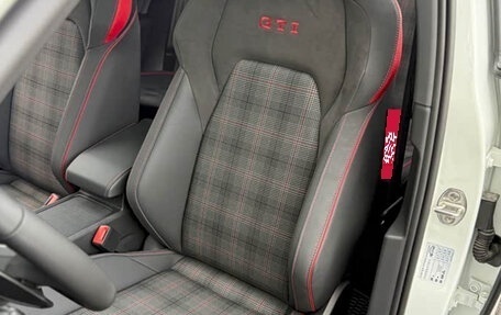 Volkswagen Golf GTI, 2022 год, 2 500 900 рублей, 12 фотография