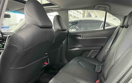Toyota Camry, 2022 год, 2 330 900 рублей, 9 фотография