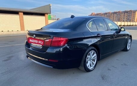 BMW 5 серия, 2010 год, 1 600 000 рублей, 6 фотография