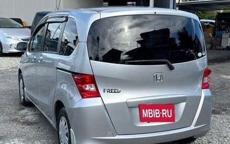 Honda Freed I, 2011 год, 789 800 рублей, 5 фотография