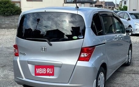 Honda Freed I, 2011 год, 789 800 рублей, 7 фотография