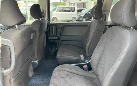 Honda Freed I, 2011 год, 789 800 рублей, 12 фотография