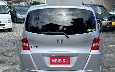 Honda Freed I, 2011 год, 789 800 рублей, 6 фотография