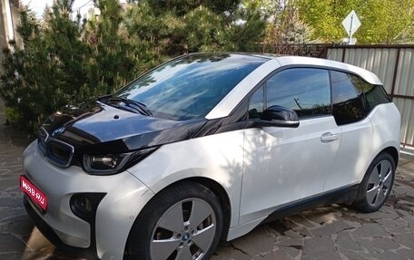 BMW i3 I01 рестайлинг, 2015 год, 1 590 000 рублей, 1 фотография