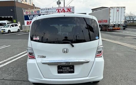 Honda Freed I, 2014 год, 830 000 рублей, 5 фотография