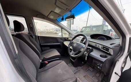 Honda Freed I, 2014 год, 830 000 рублей, 18 фотография
