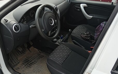 Renault Logan I, 2013 год, 560 000 рублей, 4 фотография