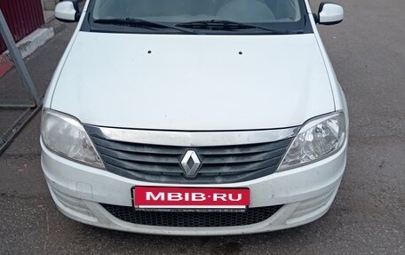 Renault Logan I, 2013 год, 560 000 рублей, 2 фотография