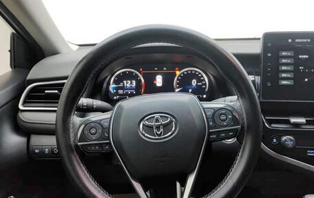 Toyota Camry, 2021 год, 2 530 900 рублей, 6 фотография