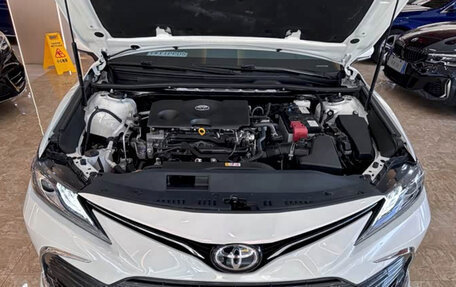 Toyota Camry, 2021 год, 2 250 000 рублей, 4 фотография