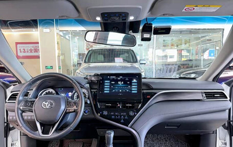 Toyota Camry, 2021 год, 2 250 000 рублей, 5 фотография