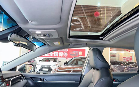 Toyota Camry, 2021 год, 2 250 000 рублей, 6 фотография