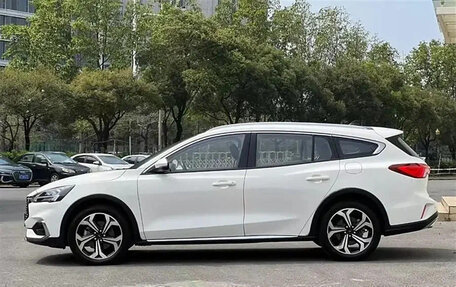 Ford Focus IV, 2021 год, 1 280 000 рублей, 5 фотография