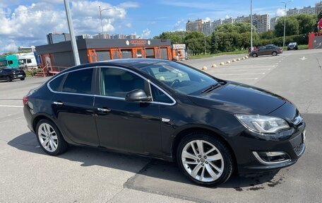 Opel Astra J, 2013 год, 1 150 000 рублей, 3 фотография