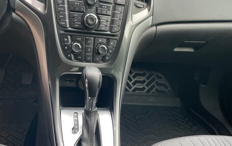 Opel Astra J, 2013 год, 1 150 000 рублей, 5 фотография