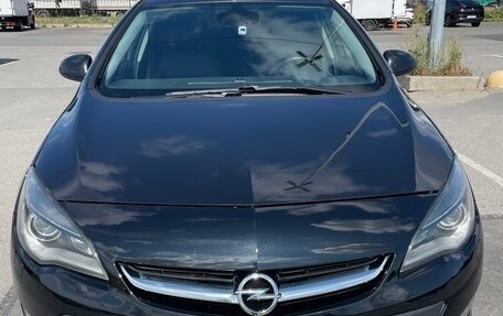 Opel Astra J, 2013 год, 1 150 000 рублей, 4 фотография