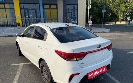 KIA Rio IV, 2018 год, 1 200 000 рублей, 6 фотография