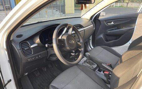 KIA Rio IV, 2018 год, 1 200 000 рублей, 22 фотография