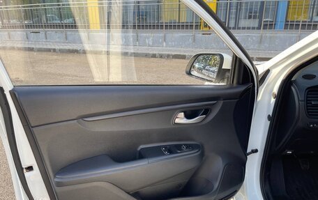 KIA Rio IV, 2018 год, 1 200 000 рублей, 19 фотография