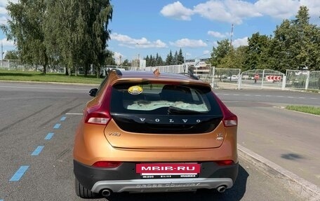 Volvo V40 II рестайлинг, 2013 год, 2 000 000 рублей, 3 фотография
