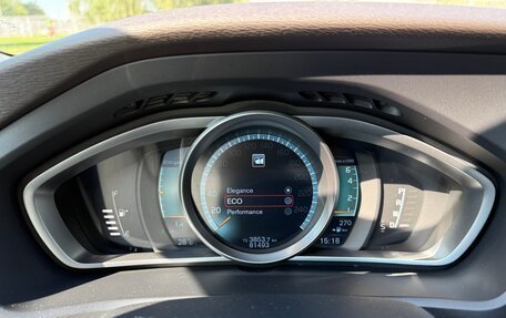 Volvo V40 II рестайлинг, 2013 год, 2 000 000 рублей, 9 фотография