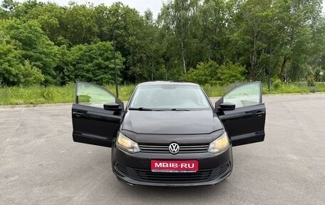 Volkswagen Polo VI (EU Market), 2011 год, 695 000 рублей, 1 фотография