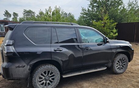 Toyota Land Cruiser Prado 150 рестайлинг 2, 2021 год, 6 500 000 рублей, 4 фотография