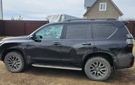 Toyota Land Cruiser Prado 150 рестайлинг 2, 2021 год, 6 500 000 рублей, 7 фотография