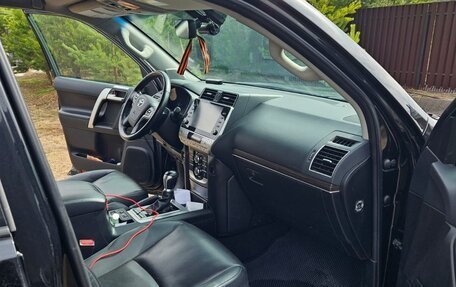 Toyota Land Cruiser Prado 150 рестайлинг 2, 2021 год, 6 500 000 рублей, 9 фотография